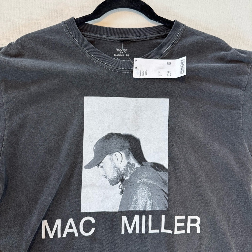 NWT Mac Miller T-Shirt Men’s M Stonewash Black Portrait Rap Tattoo Short Sleeve - Picture 3 of 9